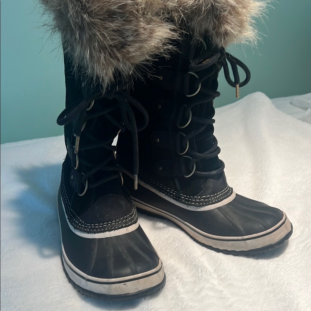 Sorel Black Winter Boots with Waterproof Design